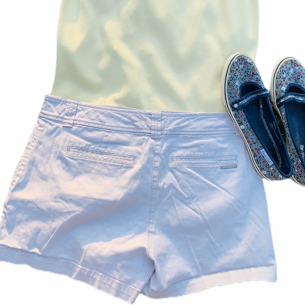 New York & Company Khaki Shorts Size 8 - Picture 8 of 9